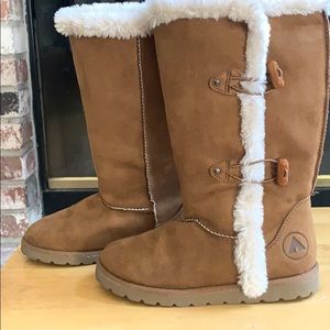 AIRWALK GIRLS BOOTS!